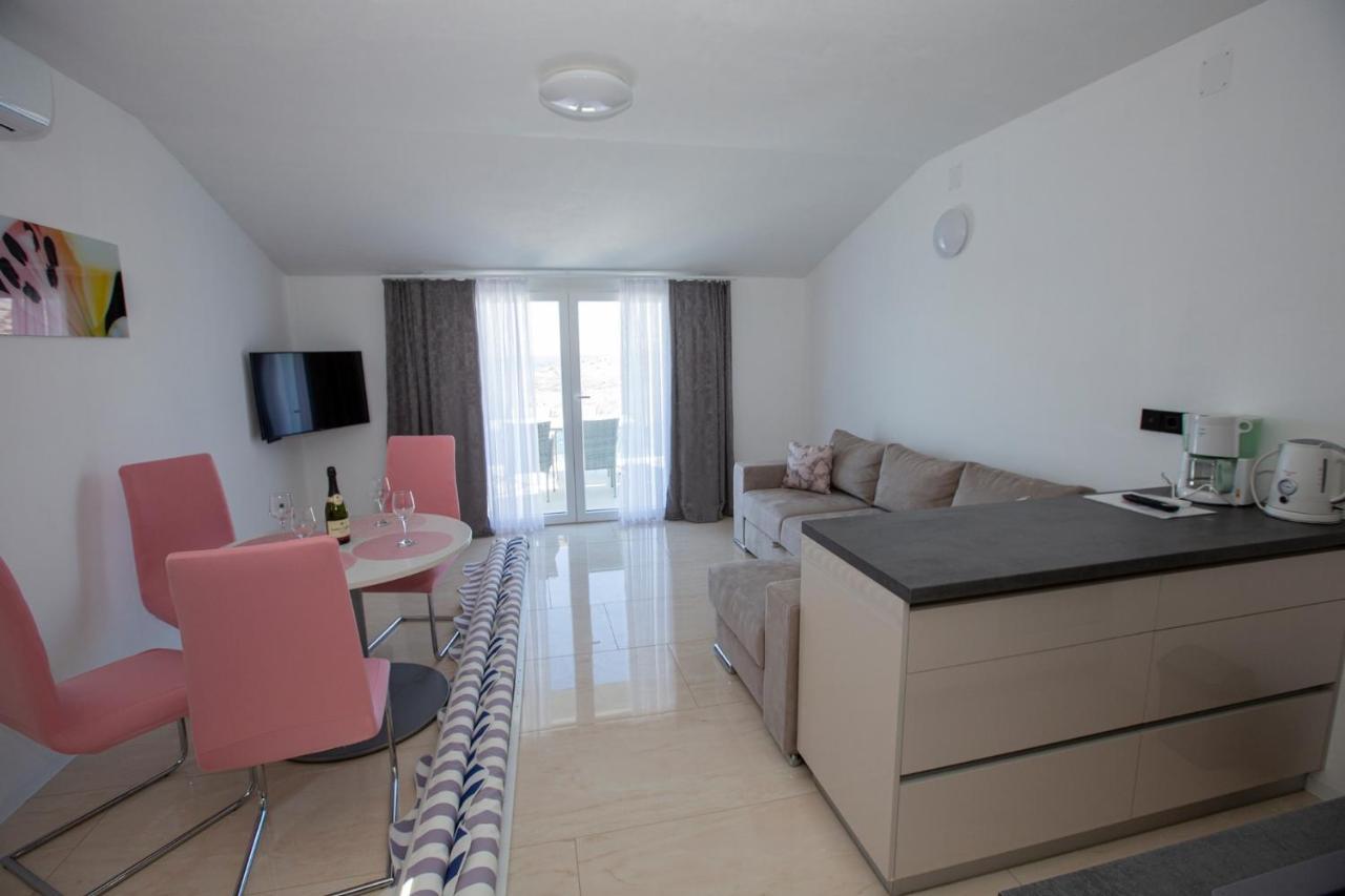 Mayana Apartment Cesarica Exterior foto
